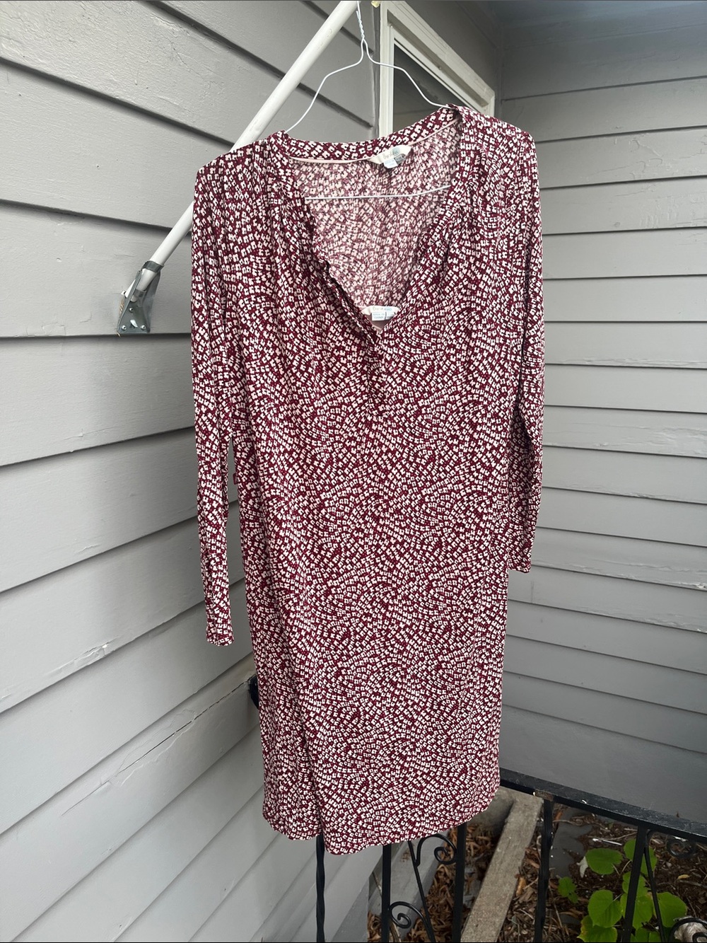 Boden Maroon and White Long-Sleeve Printed Shift Dress